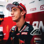 Johann Zarco cree que Pedro Acosta se ha estado saltando una norma de MotoGP y gastándose un pastizal en pagar multas 