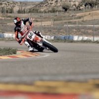 We are all racers – Episode 1: Supermotard vs. Superbike