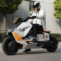 La BMW Definition CE 04 es la evolución de la moto eléctrica conectada que quieren vender, pero sigue siendo un prototipo