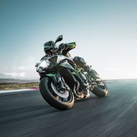 La Kawasaki Z H2 llega a España desde 18.450 euros: una hipernaked a la estela de Ducati y KTM