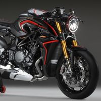 La brutal hipernaked MV Agusta Rush 1000 empezará a fabricarse en junio, limitada a 300 unidades y costará 40.000 euros