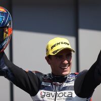 Albert Arenas gana el mundial de Moto3 en Portimao para ser el 21º campeón español de las motos