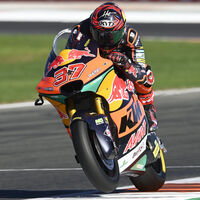 Augusto Fernández ya es el 24º campeón del mundo de motos español y subirá a MotoGP con la corona de Moto2 