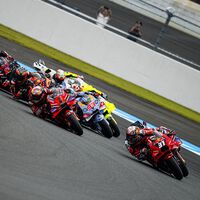 Cambio en los horarios de MotoGP para la visita a Australia. Cómo ver la carrera en directo online por internet y TV