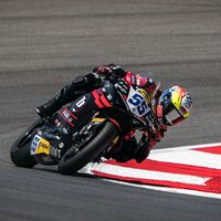 Yari Montella domina a Adrián Huertas en Portimao pero a Jorge Navarro se le escapa el triplete de Ducati en Supersport 