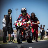 Álvaro Bautista explica cuándo decidirá si se retira tras una ronda dura en Misano: "No pediré que frenen a los demás como hicieron conmigo"