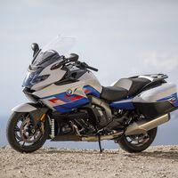 Más allá de la competición para la calle: BMW patenta alerones móviles para sus motos, y podrían llegar con la próxima R 1250 GS 