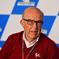 Carmelo Ezpeleta podría dejar de ser el jefazo de MotoGP, y su sustituto llegaría desde la F1