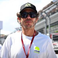 "En 2025 pasaré más tiempo en los circuitos de MotoGP". La amenaza velada de Valentino Rossi a Marc Márquez 