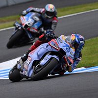 "Ha sido feo e innecesario". Sanción para Álex Márquez por provocar un fuerte accidente con Joan Mir en Japón