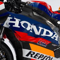 Honda revoluciona su MotoGP sin Marc Márquez. Cambio drástico de decoración y muchos menos patrocinadores