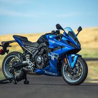 La Suzuki GSX-8R es el arma secreta de Hamamatsu para el carnet A2: una sport-turismo de 83 CV y muy buen ver