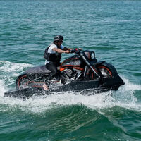 250 CV de Harley-Davidson con motor Yamaha volando por el mar. Un misil agua-agua con el que los americanos se pirran