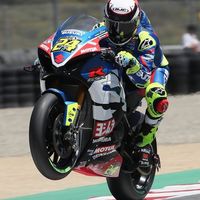 Toni Elías seguirá pilotando para Suzuki en MotoAmerica tras su fichaje por el Team Hammer