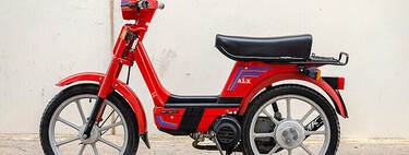 Se podrá entrar en una ZBE con un Vespino de los '90. Un cambio en la ley de vehículos históricos traerá muchas ventajas para las motos clásicas