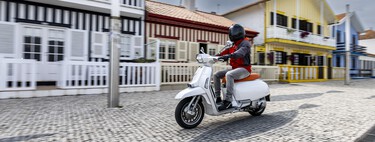 Probamos las Lambretta X300 SR y G350: dos scooter urbanos con equipamiento moderno y rollazo a lo años 60 para nostálgicos