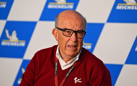 Carmelo Ezpeleta podría dejar de ser el jefazo de MotoGP, y su sustituto llegaría desde la F1