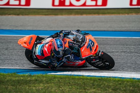 Arón Canet gana pero Ai Ogura es el primer japonés campeón del mundo en 15 años tras imponerse en Moto2