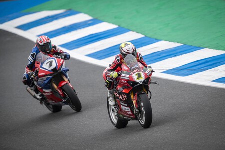 El ocaso de las Superbikes, plasmado en el calendario 2025. De doce rondas, once son en Europa y tres coinciden en fecha y hora con MotoGP 