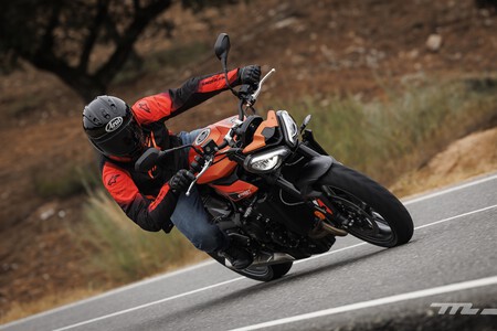 Triumph Street Triple 765 R A2 2025 Prueba 009