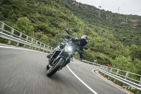 Yamaha Mt 09 Y Amt 2025 Prueba 020