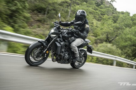 Yamaha Mt 09 Y Amt 2025 Prueba 031