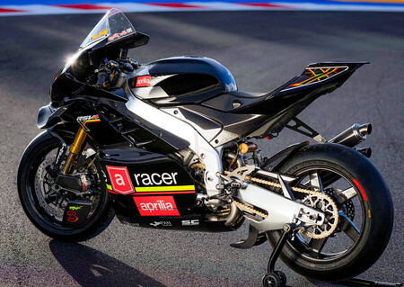 "Quiero esa moto, la necesito". La bestial nueva Aprilia RSV4 X es la moto de tus sueños hasta si eres piloto de MotoGP