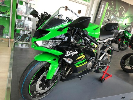 Un chaval se saca el carnet de moto y le dura 10 kilómetros. O el peligro de estrenar una Kawasaki ZX-6R con 25 años