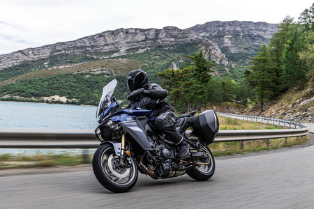 Cambio radical. La Yamaha Tracer 9 se renueva de arriba abajo, viene cargada de tecnología y sistemas que cambiarán lo de ir en moto