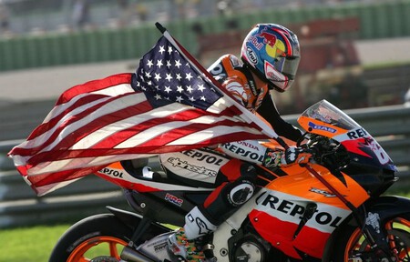 La moto alemana de 21.000 euros que llevará a los pilotos norteamericanos a MotoGP. El plan acaba de arrancar, y devolverá a los yanquis a lo más alto