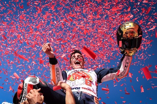 Big 6! El cuarto título de MotoGP de Marc Márquez resumido en cinco vídeos y 50 fotos