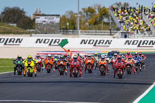 Las notas de MotoGP 2021: el mundial de Fabio Quartararo, el regreso de Marc Márquez y la retirada de Valentino Rossi