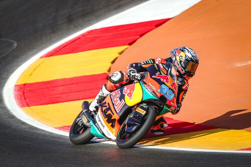 José Antonio Rueda se estrena en Moto3 después de que los neumáticos dejasen tirado a David Alonso en MotorLand 